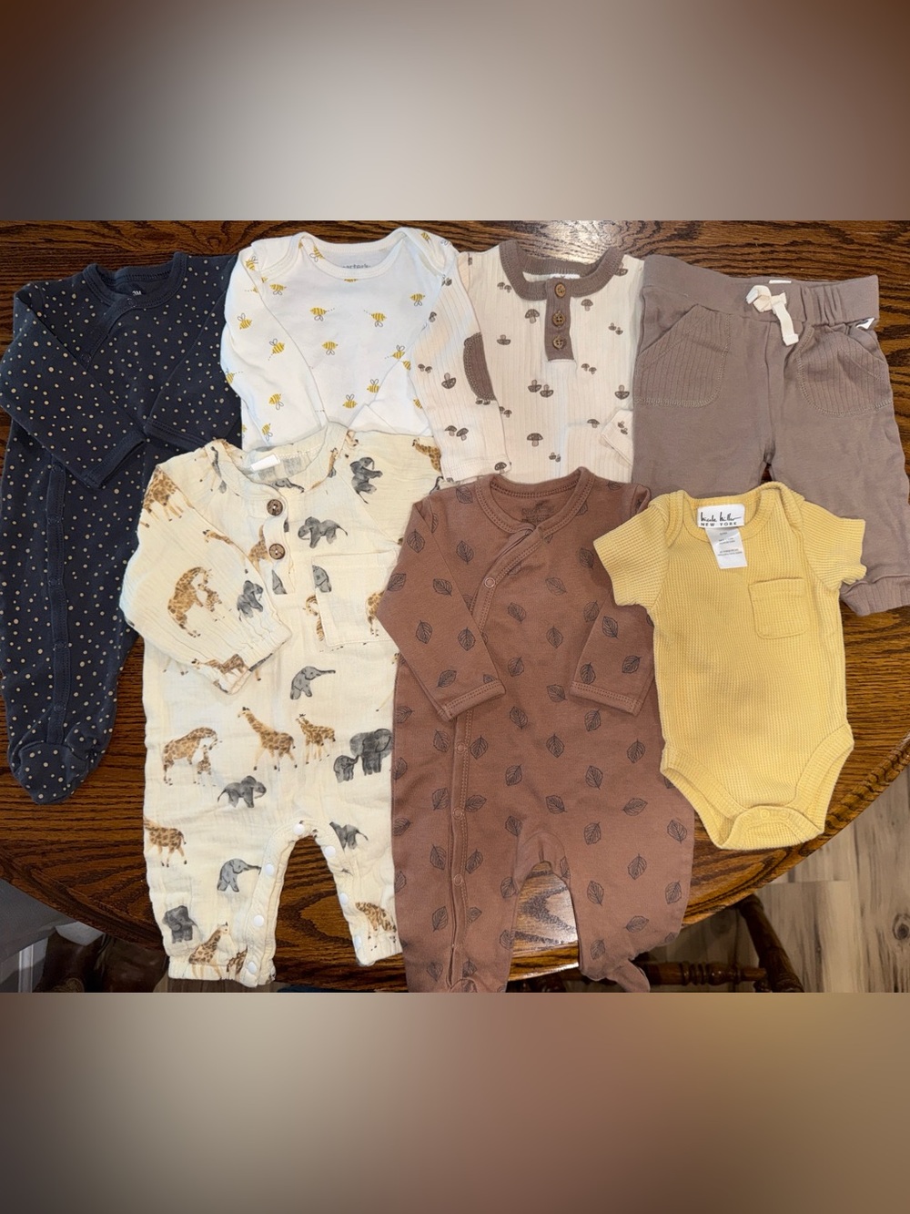 Unisex baby clothes bundle